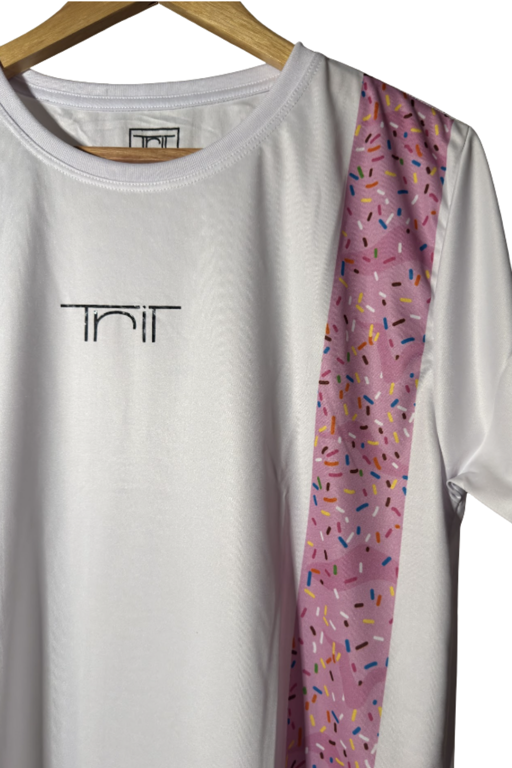 Polera Frutilla Arcoíris Blanca